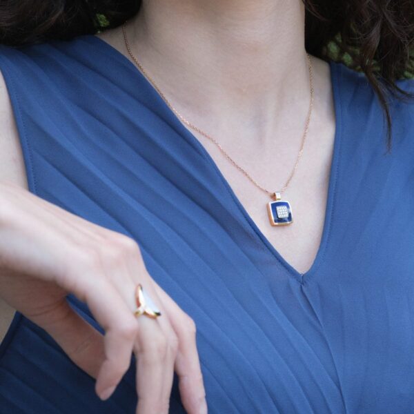 Collier en or et résine: Clozeau C1R620DRR – Image 2