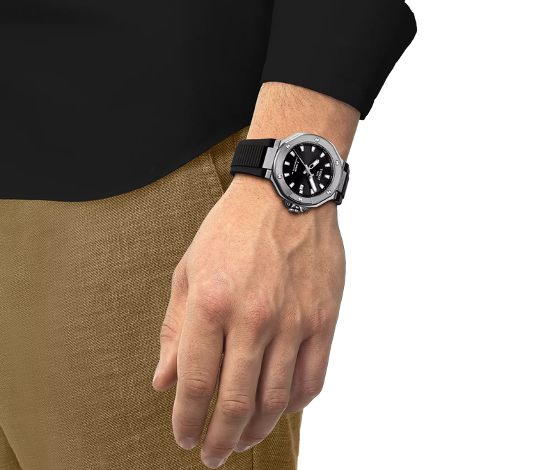 St Valentin le 14 février: montre Tissot T-Race automatique T1418071705100